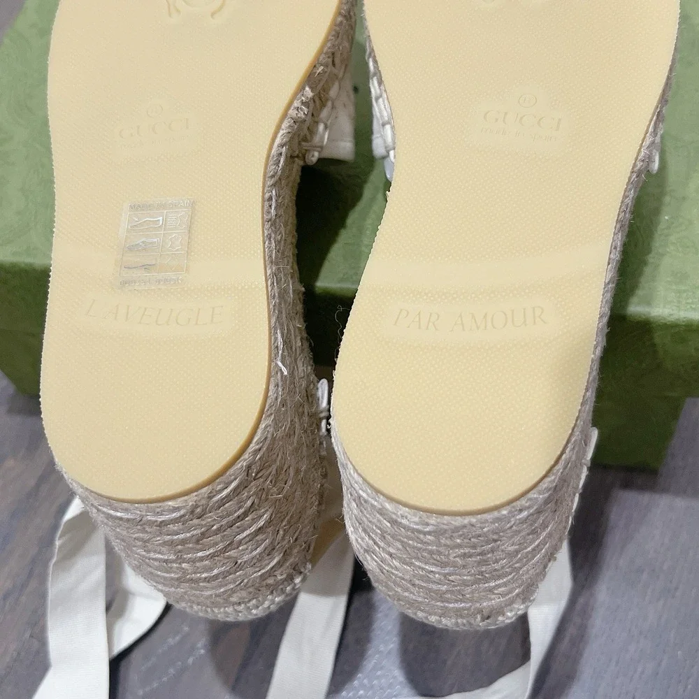 Gucci GG Damita Espadrille Wedge Sandal Eyelet Beige Canvas EU 37 US 7
